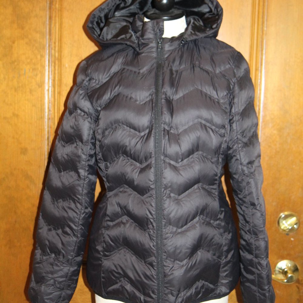 BLACK PUFFER COAT *NEVER WORN*